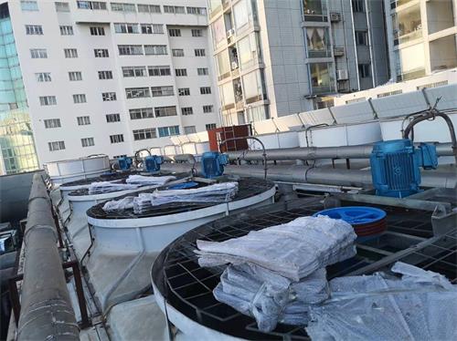 低速大風量<a href=http://www.jiegelang.cn/tags23_0.html target=_blank class=infotextkey>冷卻塔風機</a>