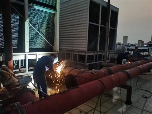 提高<a href=http://www.jiegelang.cn target=_blank class=infotextkey>工業(yè)冷卻塔</a>經(jīng)濟效益