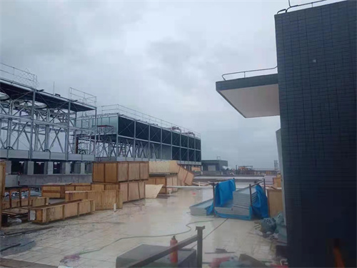 逆流式玻璃鋼冷卻塔的產品應用特點分享(200t逆流式玻璃鋼冷卻塔生產廠家)